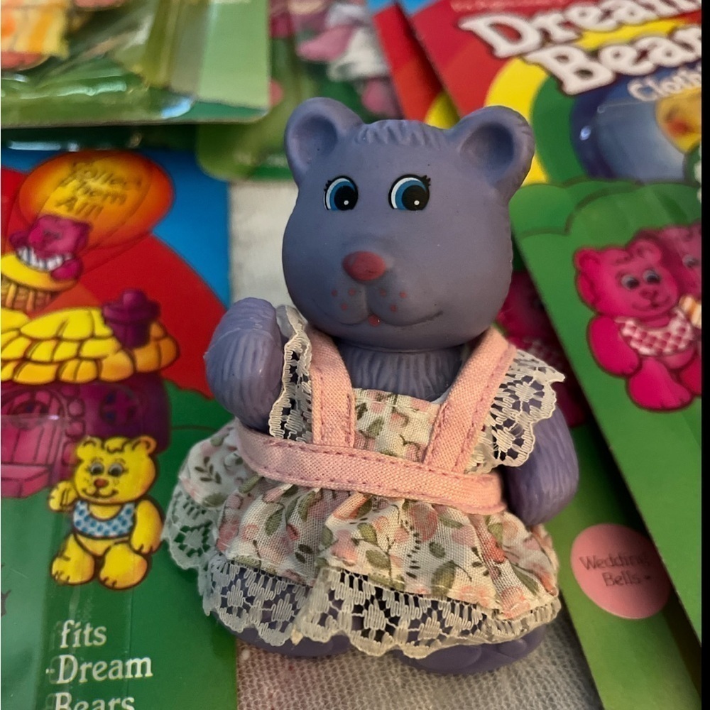 Vintage Remco Purple Dream Bear & Plus 9 Outfits - Picture 8 of 16